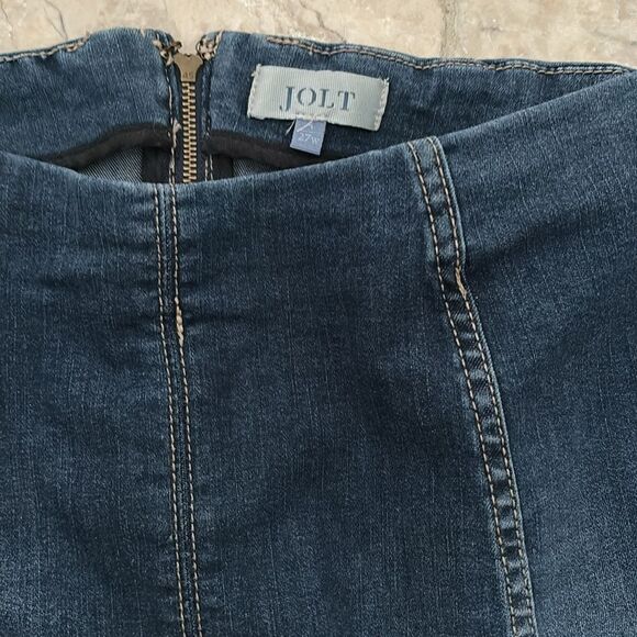 Jolt denim stretchy mini skirt sz 6 - Picture 2 of 4